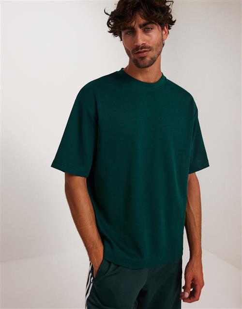 Selected Homme Slhlooseoscar Ss O-Neck Tee Noos Oversized t-shirts Grøn