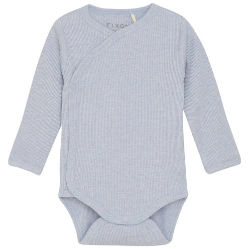 Se Fixoni Wrap Body LS Mélange Rib Zen Blue | Blå | 62 cm ved Babyshop