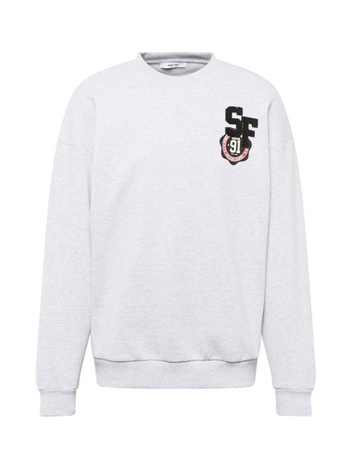 Se ABOUT YOU Sweatshirt 'Pierre'  grå-meleret ved About You