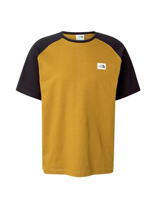 Se THE NORTH FACE Bluser & t-shirts 'HERITAGE'  oliven / sort / hvid ved About You