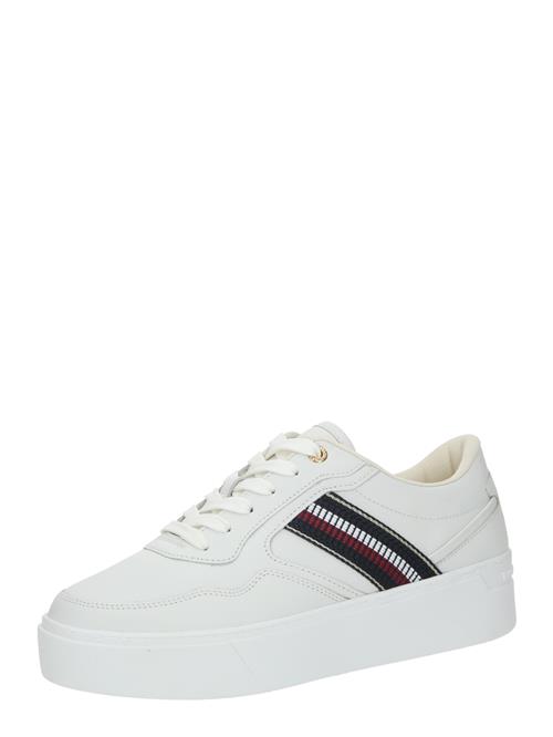 Se TOMMY HILFIGER Sneaker low  navy / rød / hvid ved About You