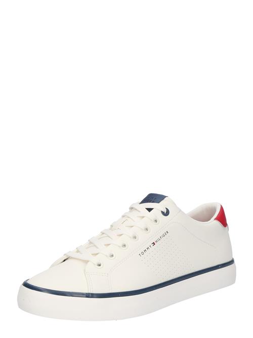 Se TOMMY HILFIGER Sneaker low  rød / hvid ved About You