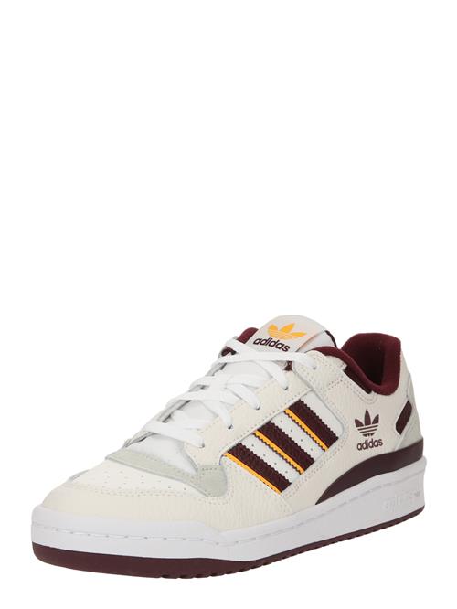 Se ADIDAS ORIGINALS Sneaker low 'FORUM'  orange / mørkerød / hvid ved About You