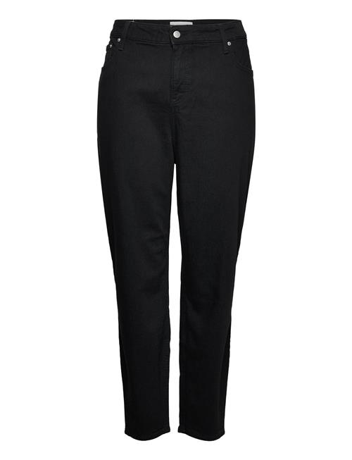 Se Calvin Klein Jeans Mom Jean Plus Calvin Klein Jeans Black ved Booztlet