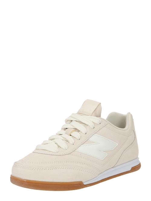 Se new balance Sneaker low 'RC42'  nude / hvid ved About You