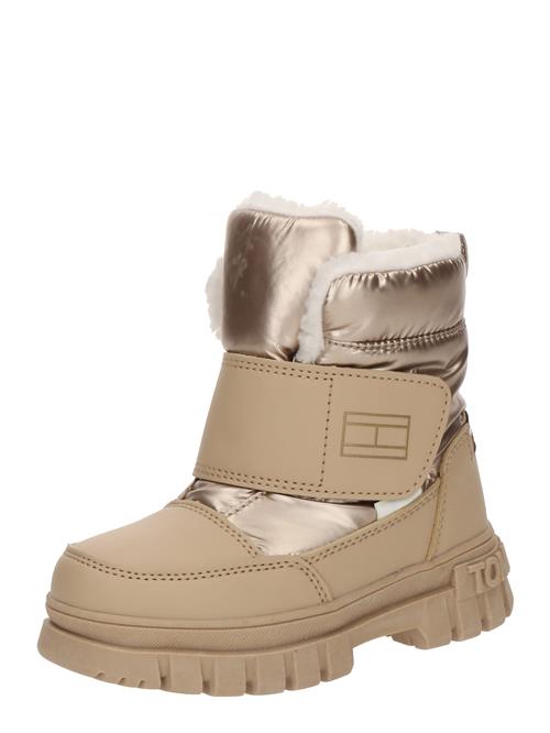 Se TOMMY HILFIGER Snowboots  cappuccino / bronze ved About You