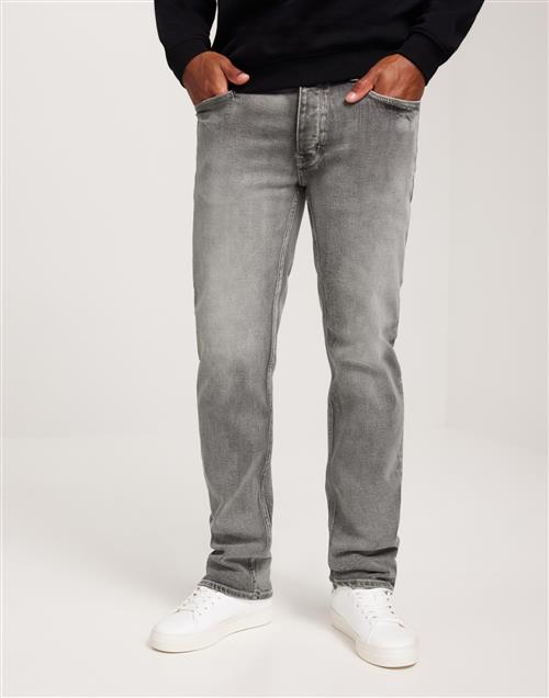 Neuw Lou Straight River Slim fit jeans Sølv