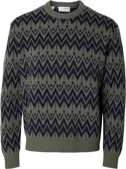 Se Selected Homme Slhpine LS Knit Relaxed Crew Neck Mand Kalamata/sky Captain Sweatshirts Str L - hos Magasin ved Magasin