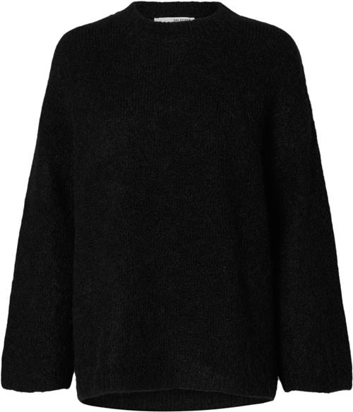 Se Selected Femme Slfgabella LS Wool Knit Oneck Camp Kvinde Sort Sweaters Loose Fit Str S - hos Magasin ved Magasin