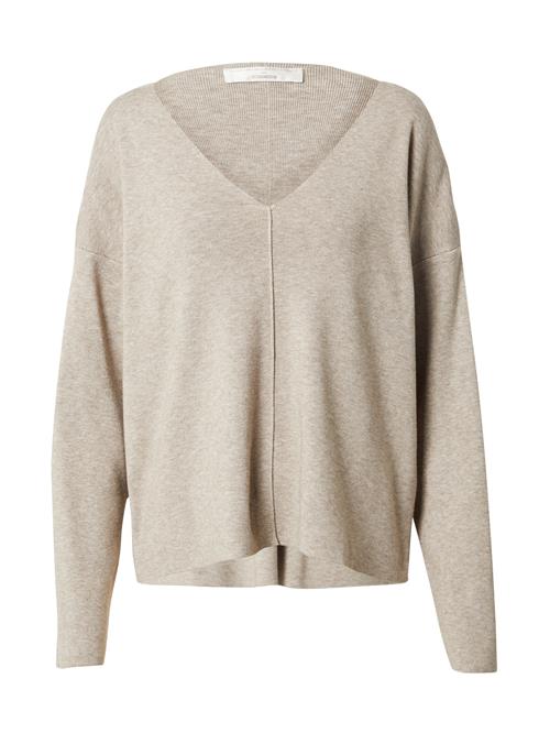 Se Guido Maria Kretschmer Women Pullover 'Vanessa'  beige ved About You