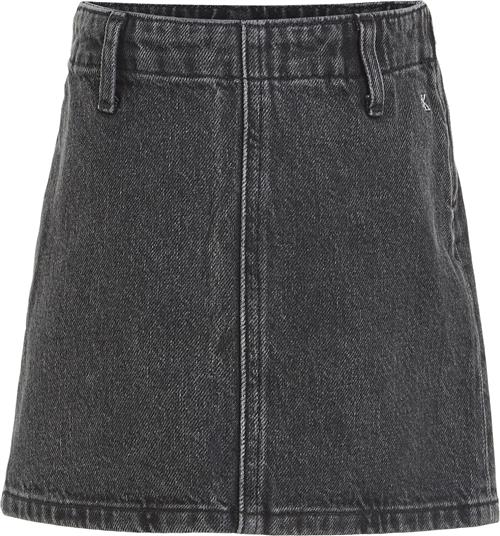 Calvin Klein Optic Washed Black Denim Skirt Str 14 år Denim - 1by Nederdele hos Magasin