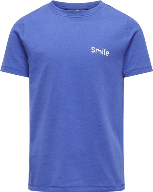 Se ONLY Kogvera REG S/S SEQ Heart TOP BOX J Str 122/128 - Dazzling Blue/smile Kortærmede T-shirts Bomuld hos Magasin ved Magasin