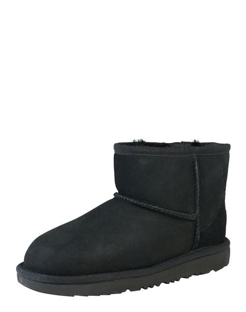 Se UGG Snowboots 'Classic mini II'  sort ved About You