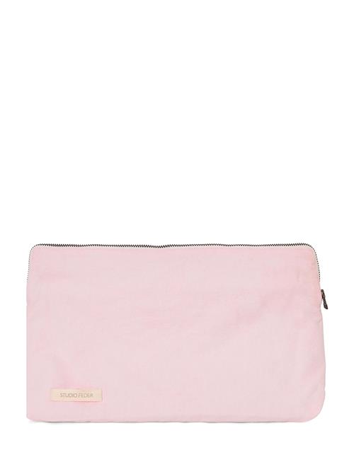 Se STUDIO FEDER Celia Toiletry Bag STUDIO FEDER Pink ved Booztlet