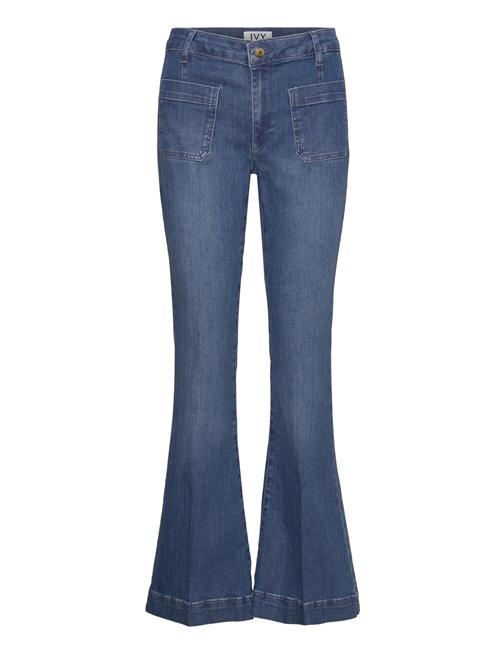 Se IVY Copenhagen Ivy-Ann Charlotte Jeans Wash Bright IVY Copenhagen Blue ved Booztlet