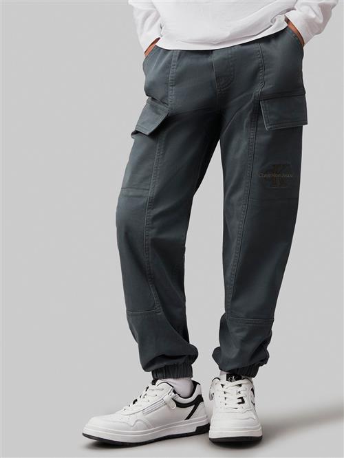 Se Calvin Klein Essential Woven Cargo Pants Str 14 år - Psl Bukser hos Magasin ved Magasin