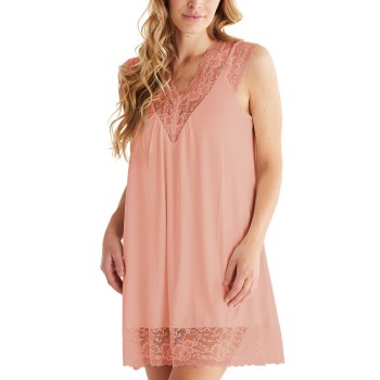 Se Damella Viscose Plain Sleeveless Nightdress Rosa viskose XX-Large Dame ved Timarco