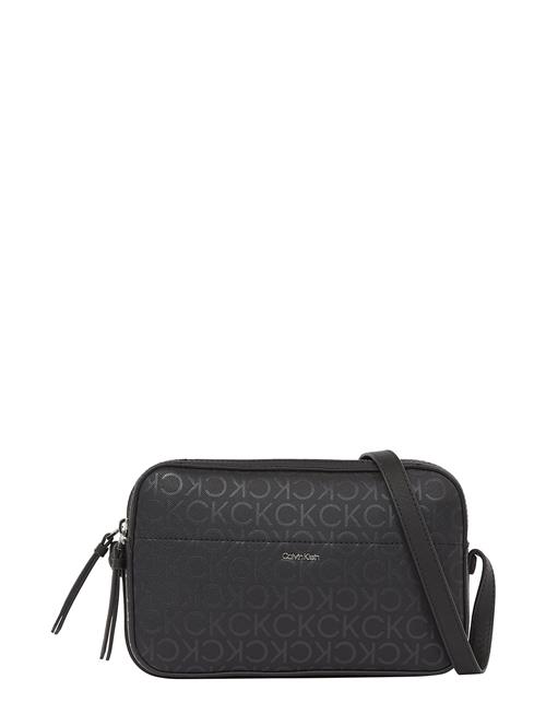 Se Calvin Klein Ck Business Camera Bag_Mono Calvin Klein Black ved Booztlet