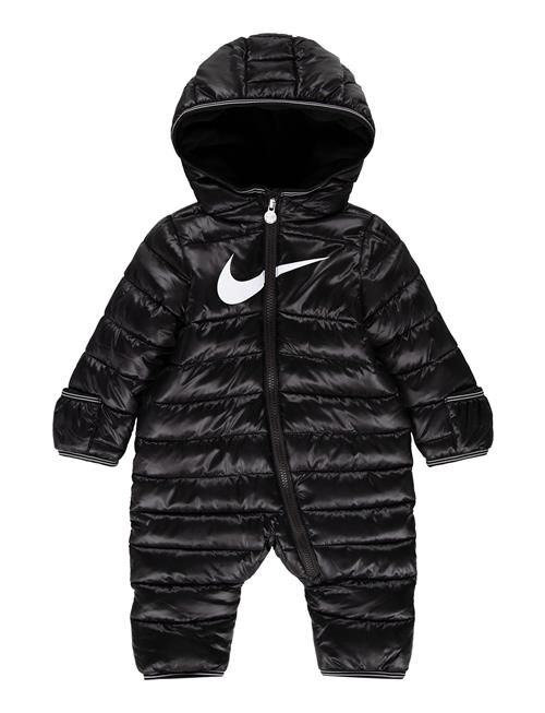 Se Nike Nike Swoosh Snowsuit Nike Black ved Booztlet