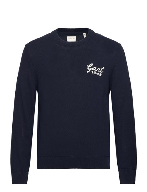 Se GANT Relaxed Letterman C-Neck GANT Navy ved Booztlet