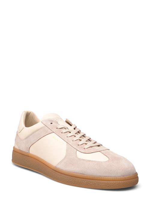 Se GANT Cuzmo Sneaker GANT Cream ved Booztlet