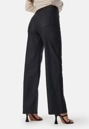 Se BUBBLEROOM High Waist Straight Leg Coated Jeans Black 46 ved Bubbleroom