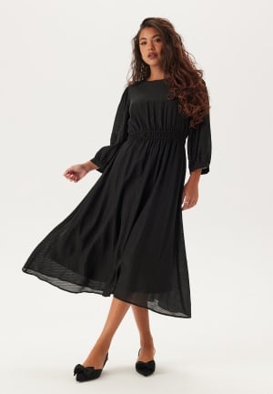 Se Happy Holly Balloon Sleeve Structured Midi Dress Black 52/54 ved Bubbleroom