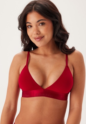 Se Calvin Klein Lightly Lined Triangle Xll Juneberry XL ved Bubbleroom