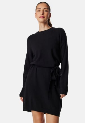 Se VILA Viril O-neck L/S BELT KNIT DRESS Black L ved Bubbleroom