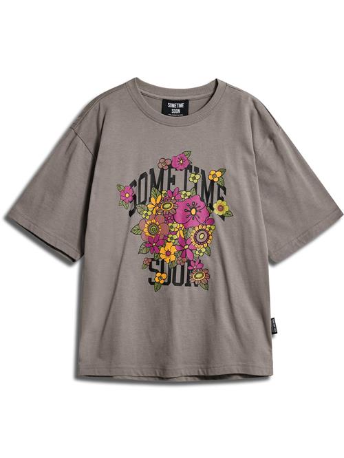 Se SOMETIME SOON Bluser & t-shirts  gul / taupe / pink / sort ved About You