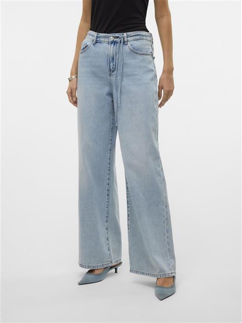 Se VERO MODA Jeans 'WIEN'  blue denim ved About You