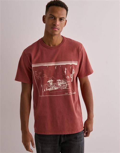 Neuw Steadman Tee 1 Printed t-shirts Rød