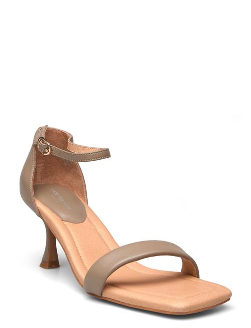 Leah Ankle Strap Shoe The Bear Beige