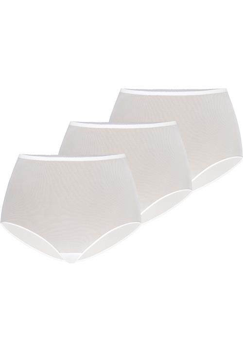 Se TEYLI Panty 'Retro'  offwhite / naturhvid ved About You
