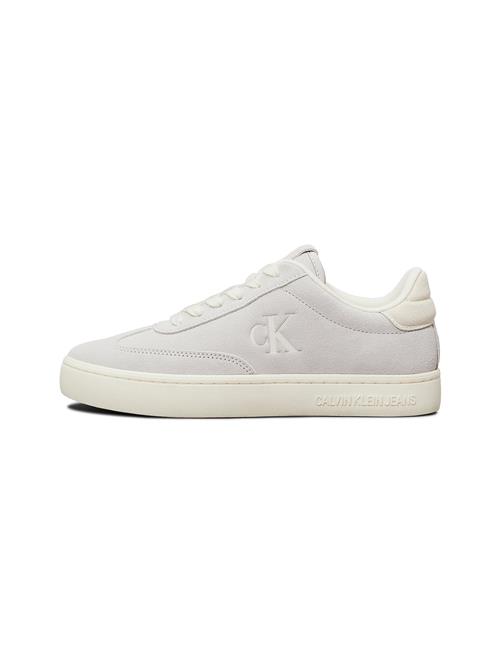 Se Calvin Klein Jeans Sneaker low 'Classic'  beige / hvid ved About You