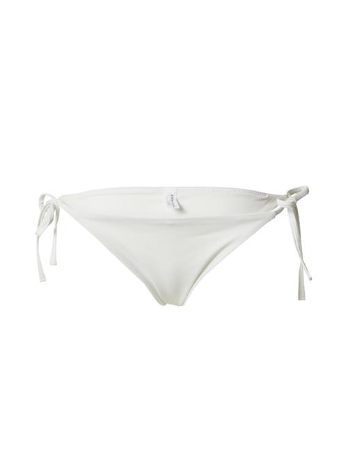 Se ABOUT YOU x Marie von Behrens Bikinitrusse 'Amanda'  offwhite ved About You