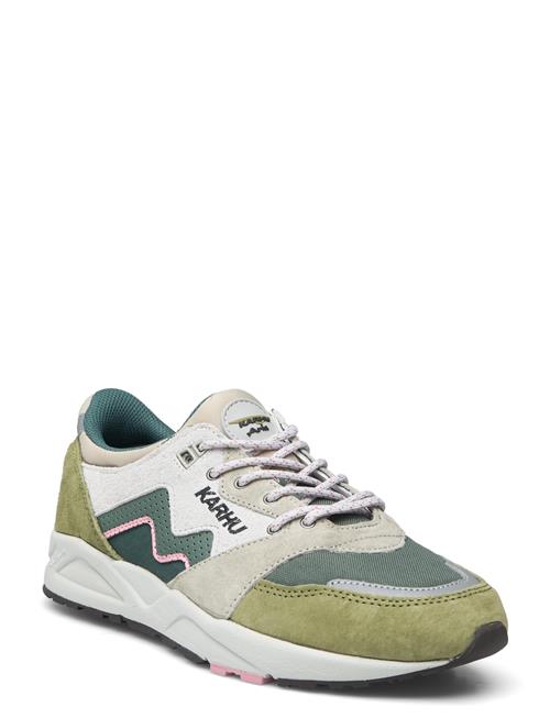 Karhu Aria 95 Sphagnum / Dark Forest Karhu Patterned