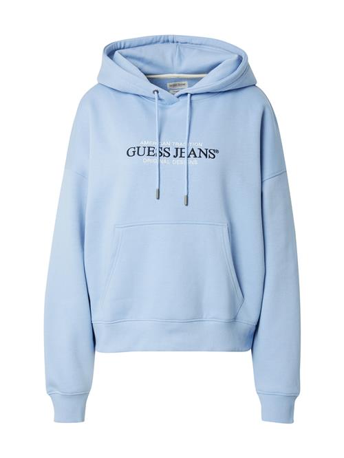 Se GUESS JEANS Sweatshirt 'AMERICAN'  himmelblå / sort / hvid ved About You