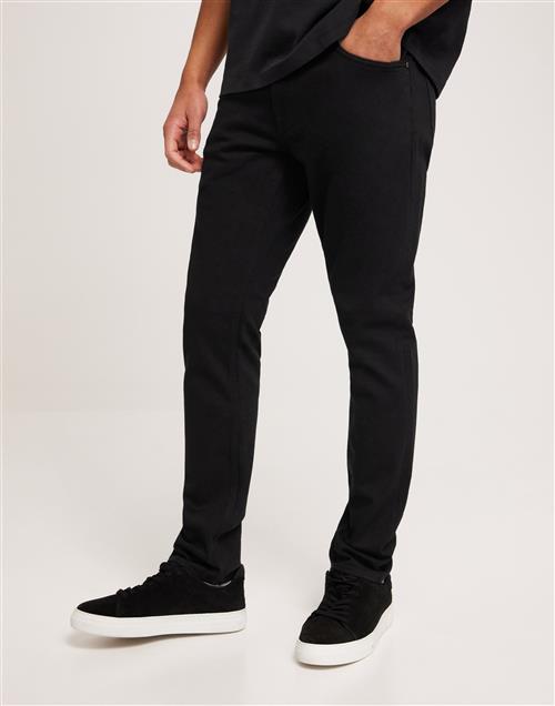 Tiger of Sweden Pistolero. Slim fit jeans Sort