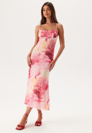 Se Bardot Adoni Printed Mesh Midi Dress 132801 Pink Tie Dye 40(UK12) ved Bubbleroom