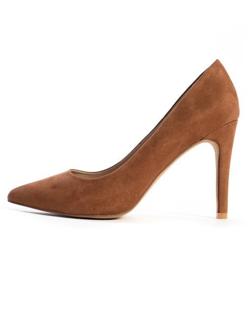 Se Celena Pumps 'Carla'  camel ved About You