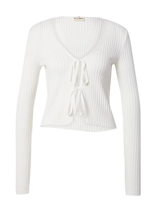 A LOT LESS Cardigan 'Nele'  offwhite