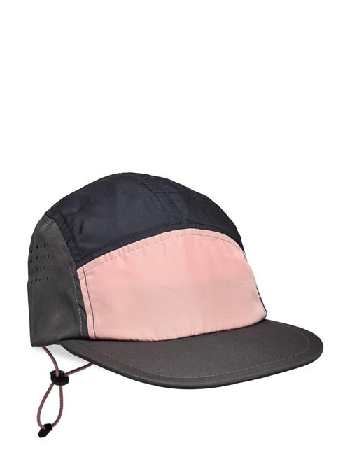 Lightweight Cap Peak Performance Grey