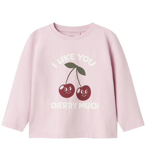 Se Name It Bluse - NmfBerrie - Winsome Orchid ved KidsWorld