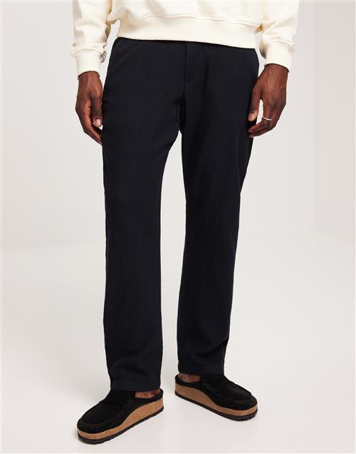 Se Selected Homme SLH196-Straight-Brody Linen Pant Ex Hørbukser Sort ved NLY Man