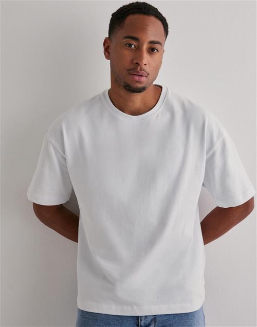 Q Boxy Blank Tee Oversized t-shirts Hvid