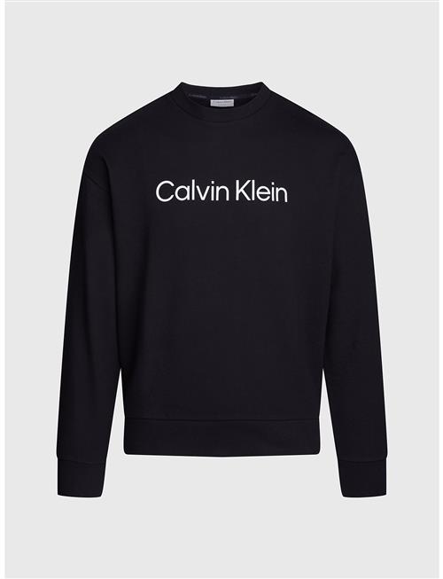 Se Hero Logo Comfort Sweatshirt Calvin Klein Black ved Booztlet