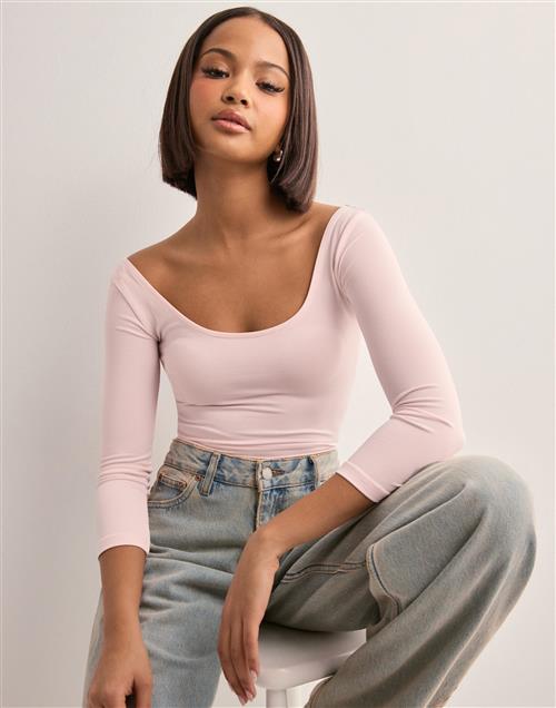 Nelly - Pink - Deep Scoop Neck Halfsleeve Top