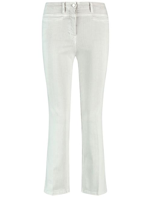 Se GERRY WEBER Jeans 'Mar'  offwhite ved About You