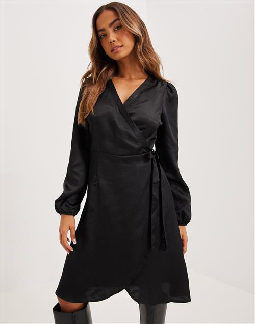 Vero Moda - Sort - Vmsabi Ls Wrap Dress Noos